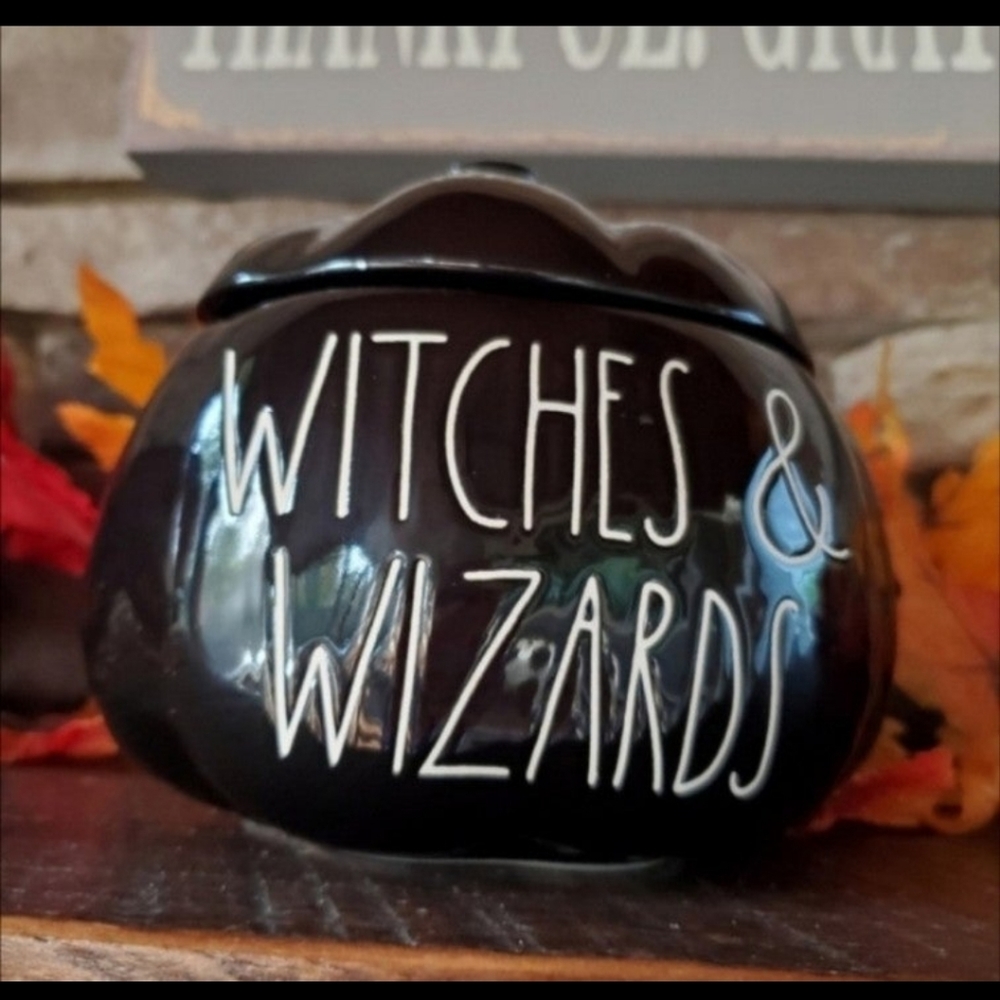 Rae Dunn Wizards and Witches Pumpkin Candle-NWT